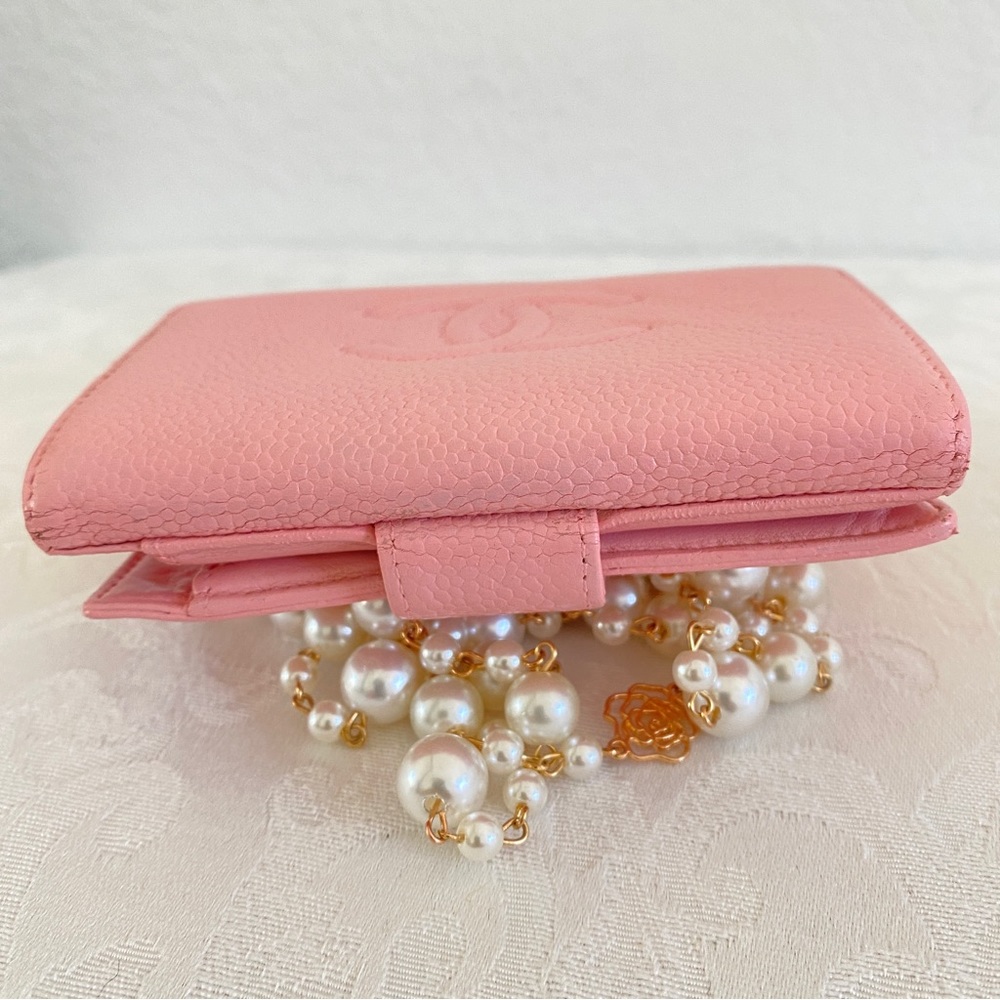 Chanel pink caviar wallet - Picture 7 of 16